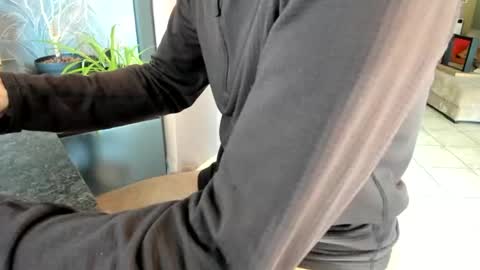 floki52016 online show from April 24, 9:12 am