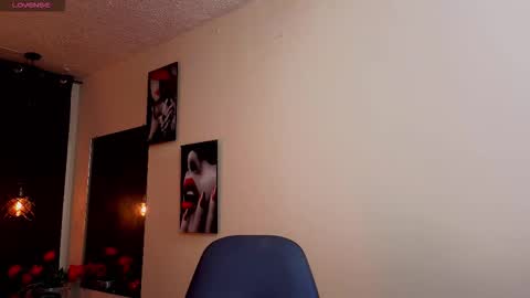 flor_gil online show from January 7, 2:58 am