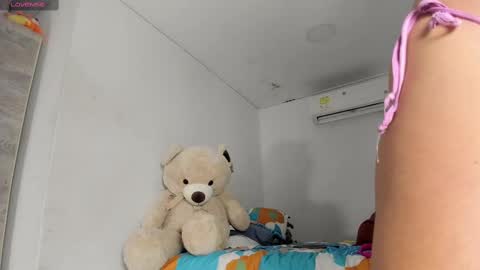    online show from November 22, 4:33 am