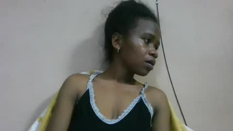 Snapshot of flora48230522373 chatting on June 11, 6:39 pm flora48230522373 online show from June 11, 6:39 pm