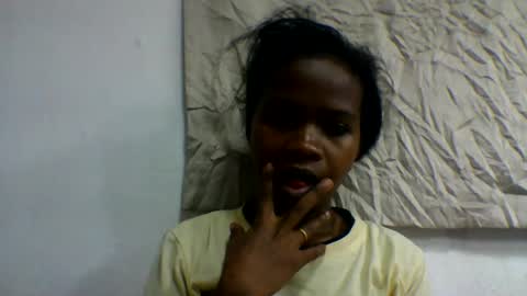 Snapshot of flora48230522373 chatting on July 12, 2:41 pm flora48230522373 online show from July 12, 2:41 pm