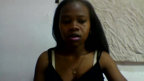 Snapshot of flora48230522373 chatting on July 21, 12:07 pm flora48230522373 online show from July 21, 12:07 pm