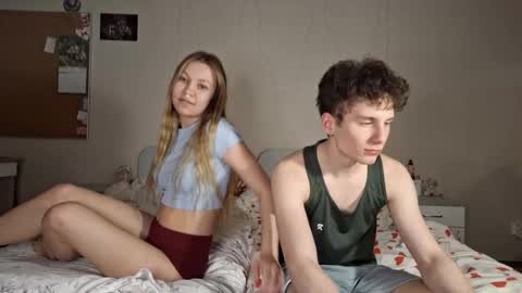 Snapshot of floracouple chatting on February 15, 1:20 pm Flora and Sam online show from February 15, 1:20 pm