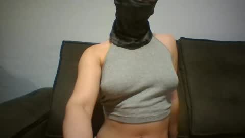 Snapshot of floranderson24 chatting on February 27, 3:39 am floranderson24 online show from February 27, 3:39 am