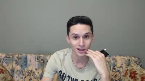 Snapshot of florecharming chatting on November 12, 6:41 pm Flore online show from November 12, 6:41 pm