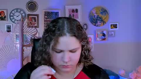 florenceanderson_ online show from September 16, 8:59 am