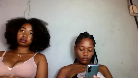 florencia011 online show from February 18, 5:42 am