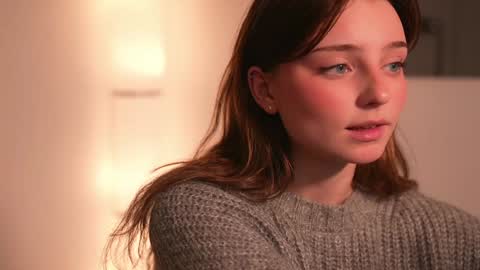 Snapshot of floret_joy chatting on January 19, 6:00 pm ALICE online show from January 19, 6:00 pm