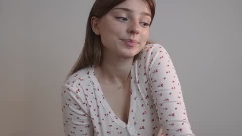 Snapshot of floret_joy chatting on September 18, 12:29 pm ALICE online show from September 18, 12:29 pm