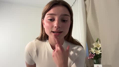 Snapshot of floret_joy chatting on October 4, 2:26 pm ALICE online show from October 4, 2:26 pm