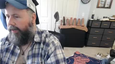 Snapshot of floridabearx chatting on July 18, 10:46 pm FloridaBear online show from July 18, 10:46 pm
