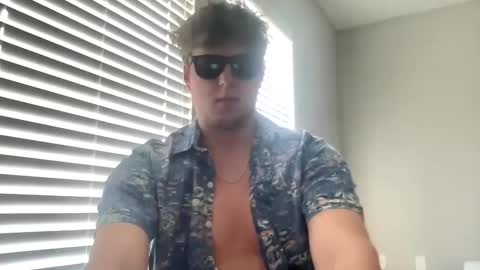 CollegeBoy22 online show from February 5, 7:53 pm