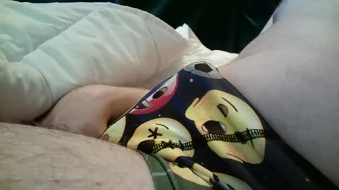 flow2105 online show from February 17, 7:20 pm