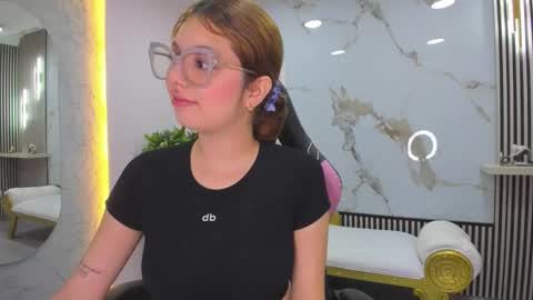 Snapshot of flower_dulce chatting on September 16, 10:38 am Dulce online show from September 16, 10:38 am