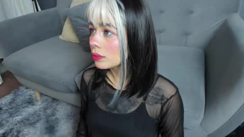 Its a pleasure to meet you. Im Flower. Help me reach 1k. Follow me. online show from February 22, 1:53 pm