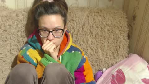 Snapshot of flowercandydoll chatting on December 6, 12:38 pm say meow and send tip  online show from December 6, 12:38 pm