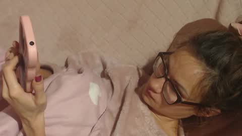 say meow and send tip  online show from November 21, 1:37 am