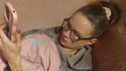 say meow and send tip  online show from December 4, 6:38 pm