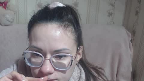 say meow and send tip  online show from March 1, 9:22 am