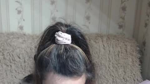 say meow and send tip  online show from December 9, 5:08 pm