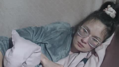 say meow and send tip  online show from March 14, 6:57 pm