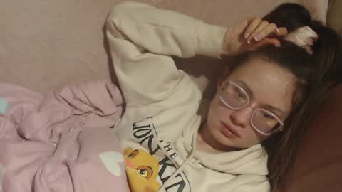 say meow and send tip  online show from March 21, 5:05 pm