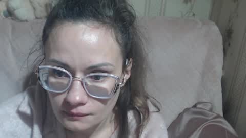 say meow and send tip  online show from April 3, 3:43 pm