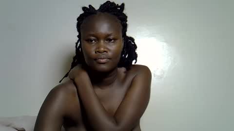 flowerdiva002 online show from November 14, 10:18 pm