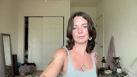 Flowergirl online show from January 16, 10:47 pm