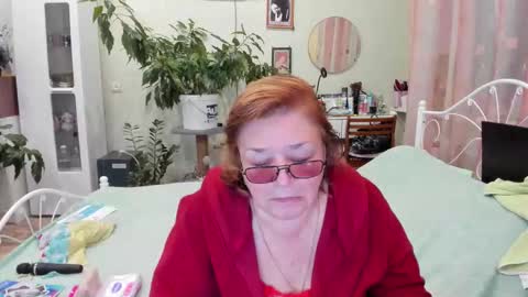 Snapshot of flowerlover8 chatting on September 14, 5:56 pm Flowerlower online show from September 14, 5:56 pm