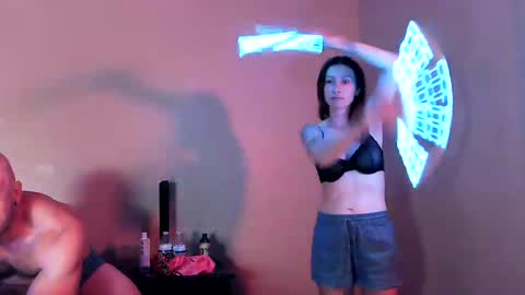 Snapshot of flowmiedaddy_petiegirllana chatting on July 21, 2:47 am flowmiedaddy_petiegirllana online show from July 21, 2:47 am