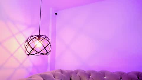  FLUFFY BUBBLE  online show from January 6, 10:02 am