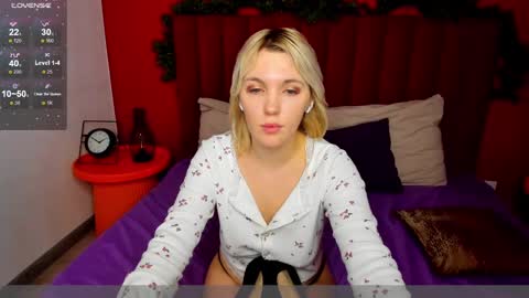 Monica online show from January 3, 1:36 pm