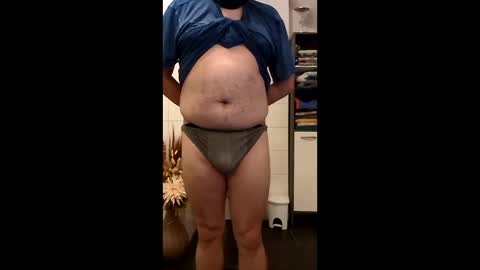 fluffybutt_ online show from May 31, 9:38 pm