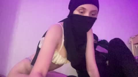 Fluttershyxxx online show from July 3, 11:11 pm