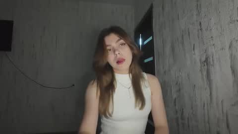 Snapshot of fly_gir_ chatting on October 21, 10:43 pm Eva online show from October 21, 10:43 pm
