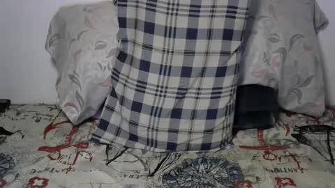 Snapshot of flylen chatting on January 28, 7:21 pm flylen online show from January 28, 7:21 pm