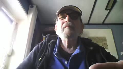 Snapshot of focus_x chatting on March 8, 12:20 pm focus_x online show from March 8, 12:20 pm