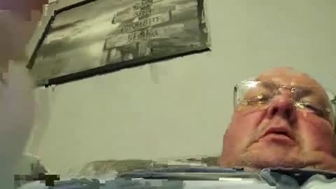 focusfuker online show from January 11, 1:37 am