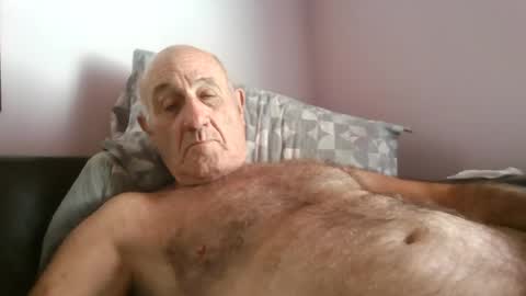 Snapshot of follador1001 chatting on June 21, 11:13 am follador1001 online show from June 21, 11:13 am
