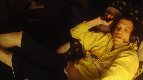 Have fun remembering u online show from October 31, 11:44 am