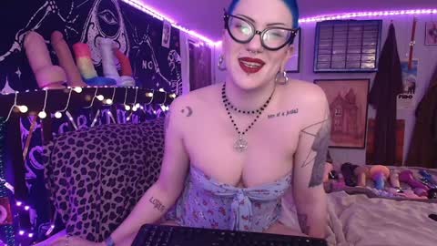 Fonda Dix online show from February 26, 1:21 am
