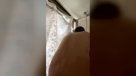 Snapshot of foofeenono chatting on March 7, 3:42 pm foofeenono online show from March 7, 3:42 pm