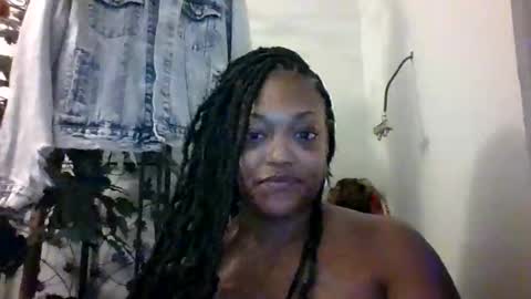 Snapshot of footnomenal chatting on September 29, 11:31 pm footnomenal online show from September 29, 11:31 pm