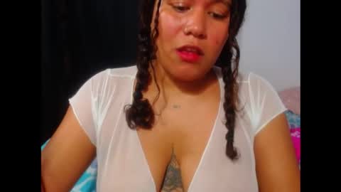 Snapshot of forbidden_games__ chatting on October 18, 7:09 am emely and felix online show from October 18, 7:09 am