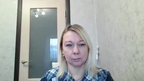 forever_smilex online show from December 12, 12:22 pm