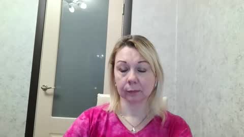 forever_smilex online show from December 21, 6:09 am