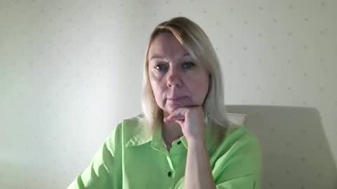 forever_smilex online show from January 9, 10:20 am