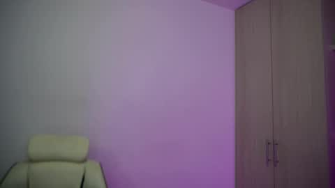 Snapshot of forever_y0ung chatting on October 16, 11:06 pm Megan Prada Follow me on Onlyfans online show from October 16, 11:06 pm