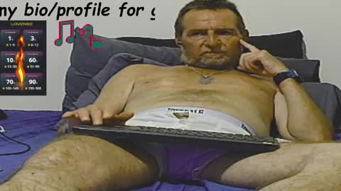 Snapshot of forexxxx_man chatting on April 28, 10:31 am doc online show from April 28, 10:31 am
